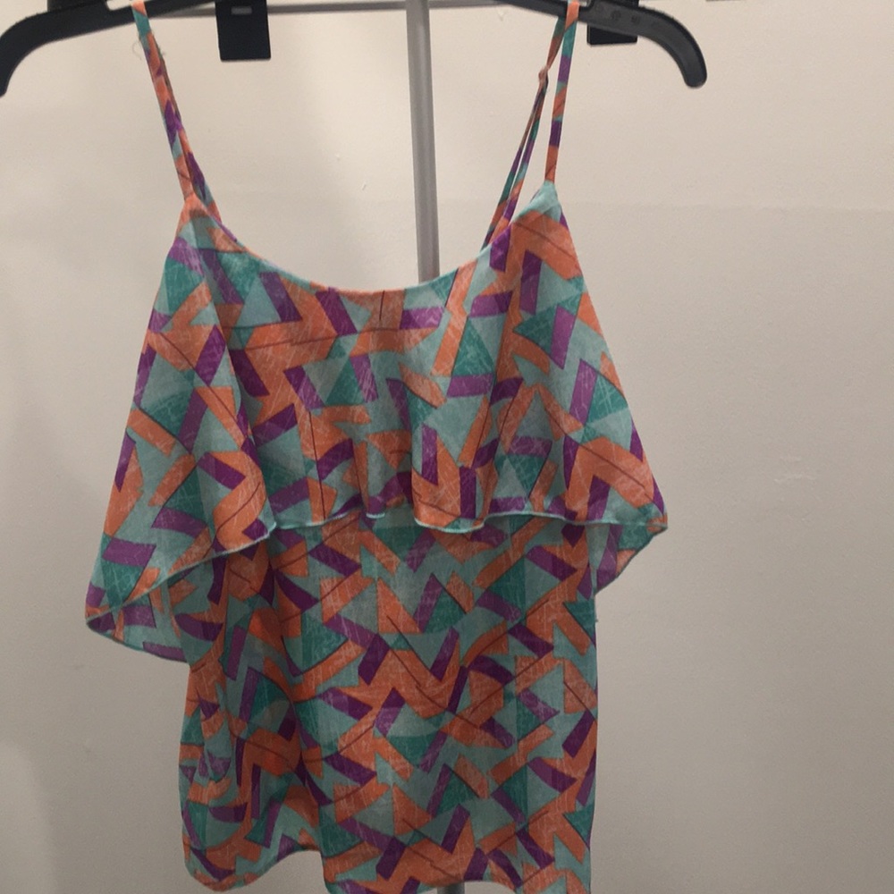 Tank top with pattern